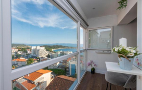 Awesome apartment in Makarska with WiFi and 2 Bedrooms